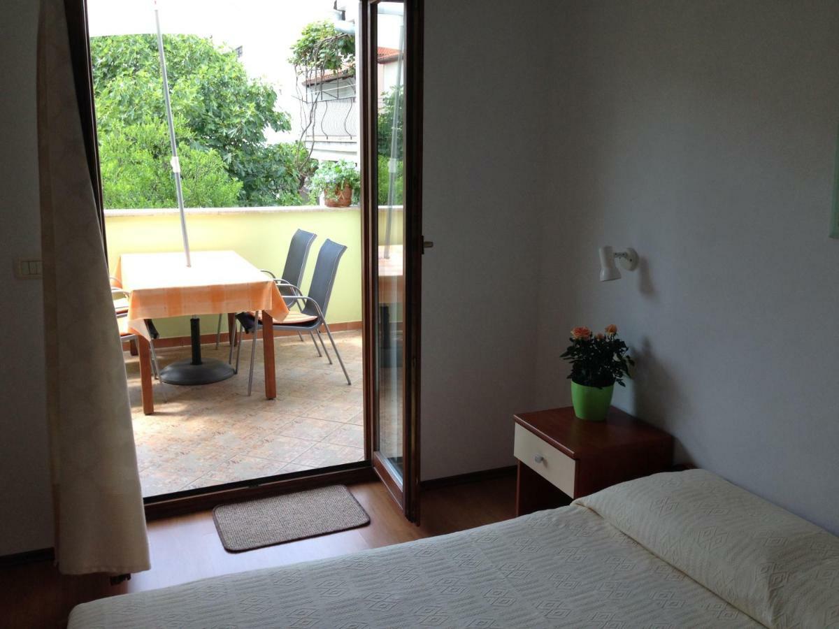Apartment Leo Rovinj Exterior photo