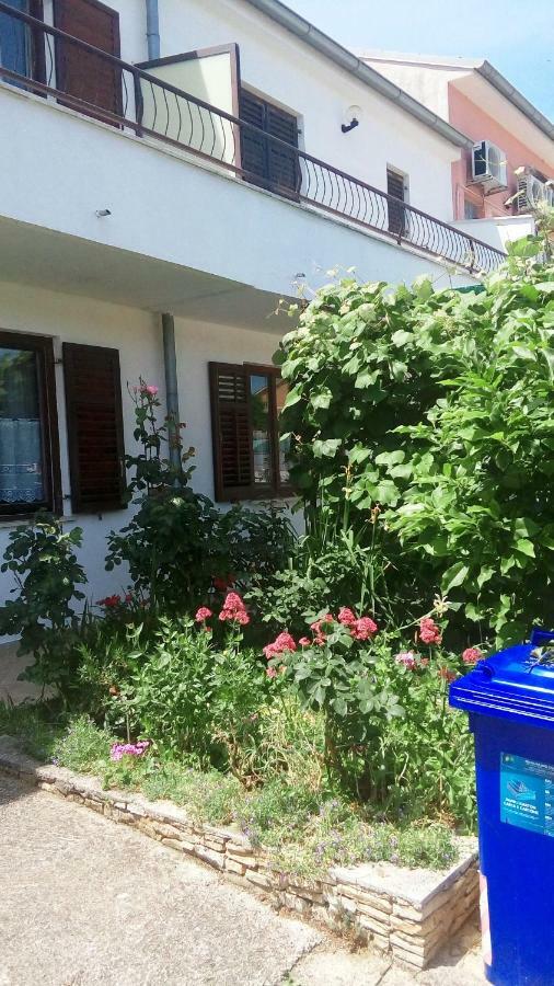 Apartment Leo Rovinj Exterior photo